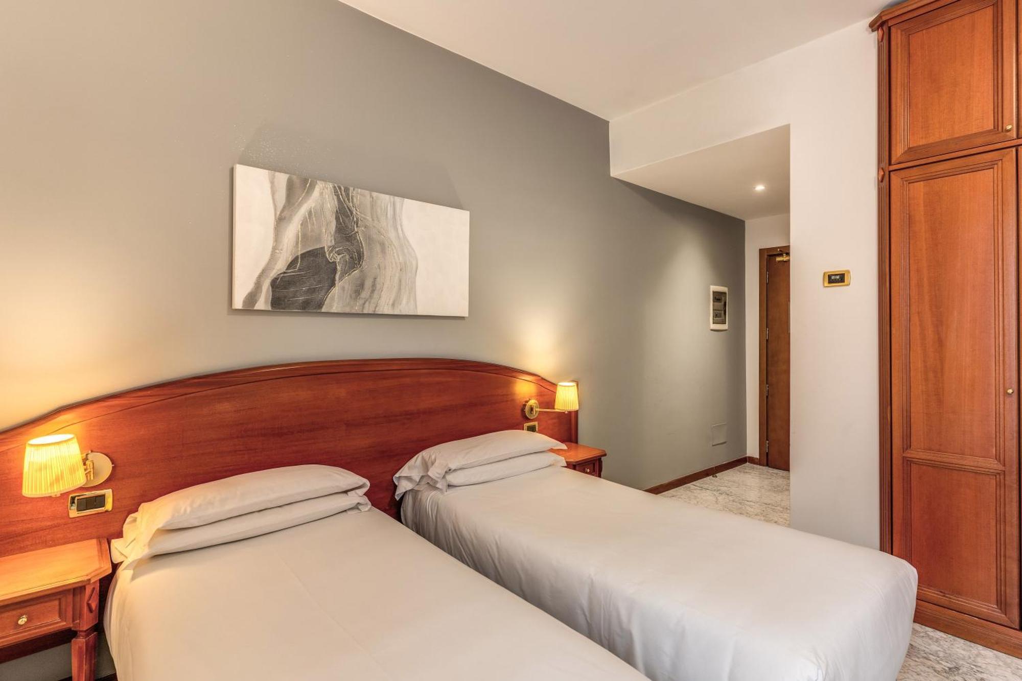Hotell Orazia 3*